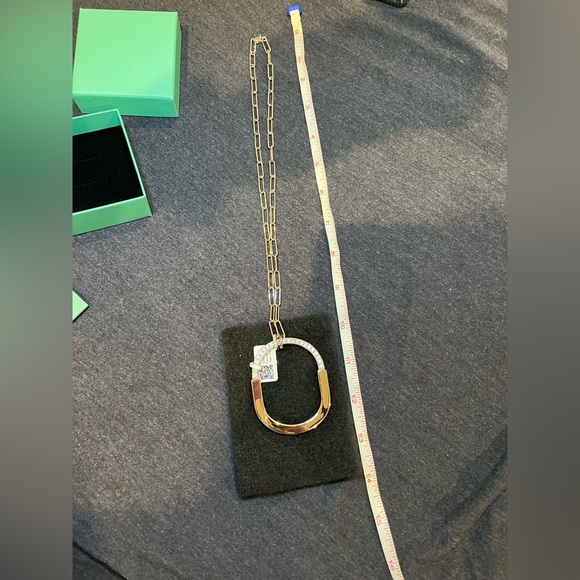 NWT Lock Necklace - Picture 3 of 6
